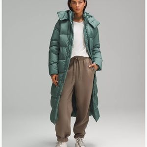 Lululemon parka wunder puff